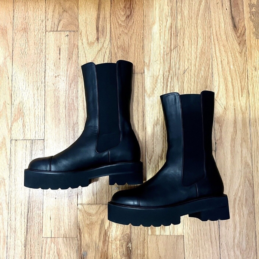 Stuart Weitzman Black Leather Block Heel Platform Chelsea Boots Size 6.5